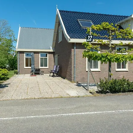 Helmweg 22- Groote Keeten *